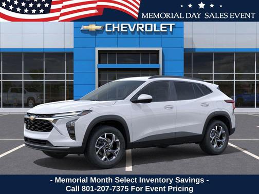Summit White 2026 Chevrolet Trax LT
