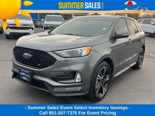 Carbonized Gray Metallic 2023 Ford Edge ST
