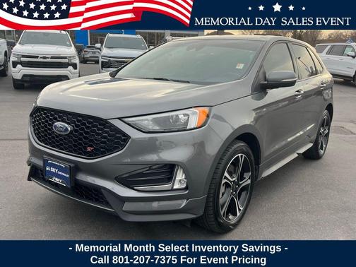 Carbonized Gray Metallic 2023 Ford Edge ST