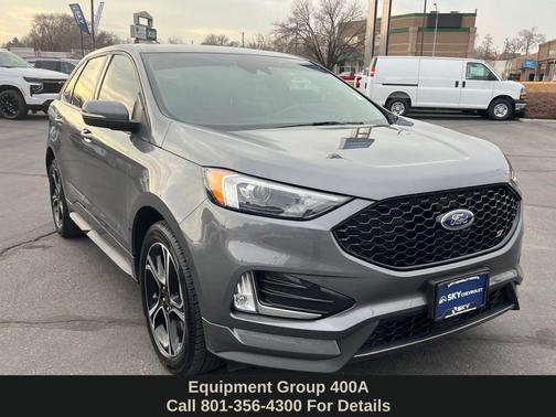 Carbonized Gray Metallic 2023 Ford Edge ST