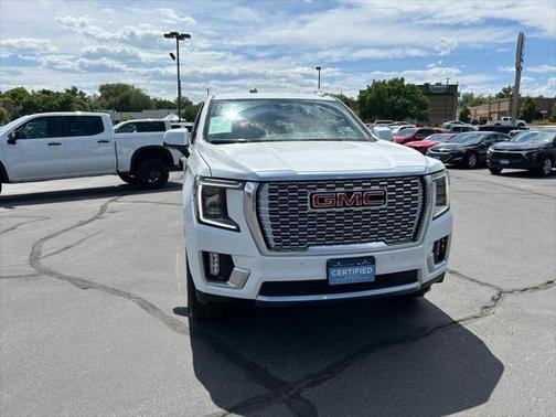 2023 GMC Yukon XL Denali