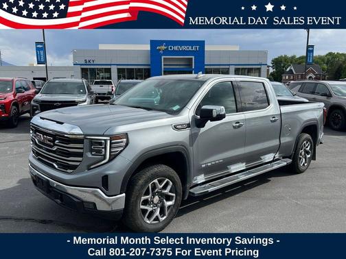 Sterling Metallic 2023 GMC Sierra 1500 SLT