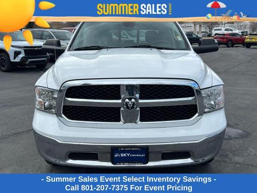 Bright White Clearcoat 2023 RAM 1500 Classic SLT
