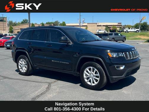 2022 Jeep Grand Cherokee Laredo