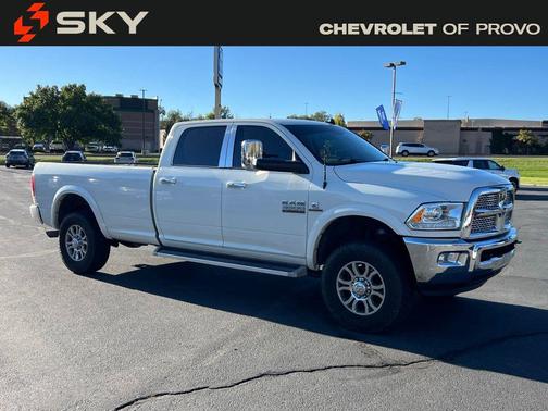 2018 RAM 3500 Laramie Crew Cab 4x4 8' Box