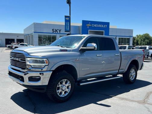 2021 RAM 2500 Laramie Crew Cab 4x4 6'4' Box