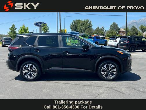 Super Black 2023 Nissan Rogue SV
