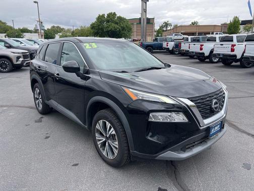 Super Black 2023 Nissan Rogue SV