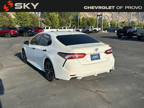 2019 Toyota Camry SE