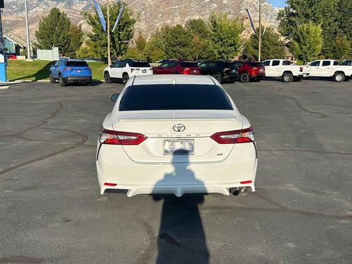 2019 Toyota Camry SE