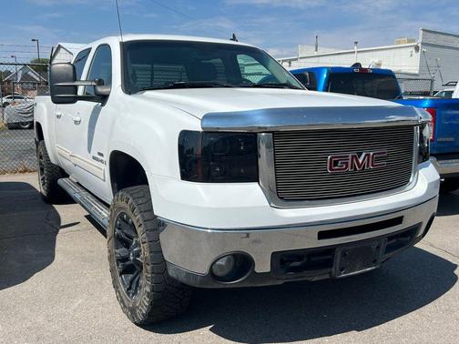 2008 GMC Sierra 2500 SLT H/D Crew Cab