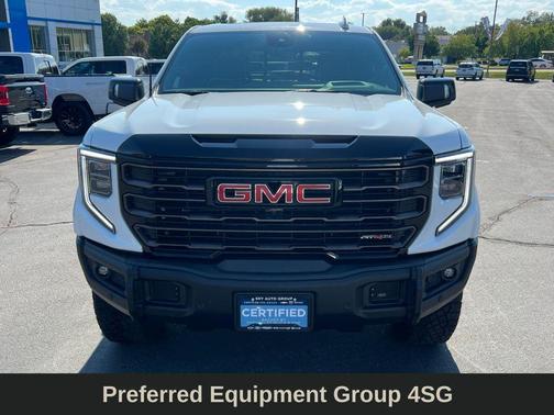 2025 GMC Sierra 1500 AT4X