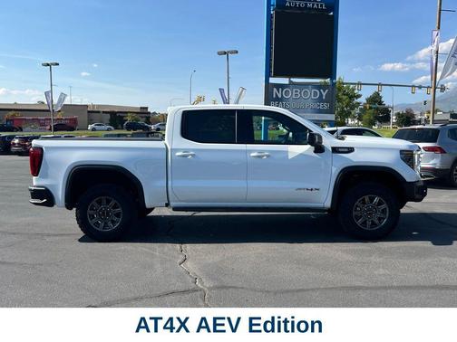 2025 GMC Sierra 1500 AT4X