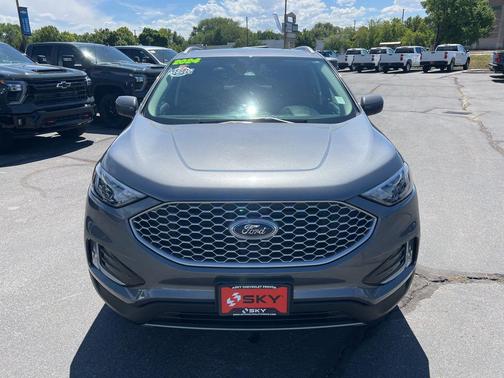 Carbonized Gray Metallic 2024 Ford Edge SEL