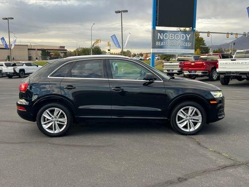 2016 Audi Q3 2.0T Premium Plus