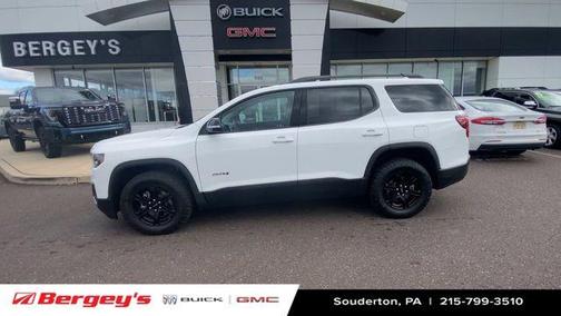2023 GMC Acadia AT4