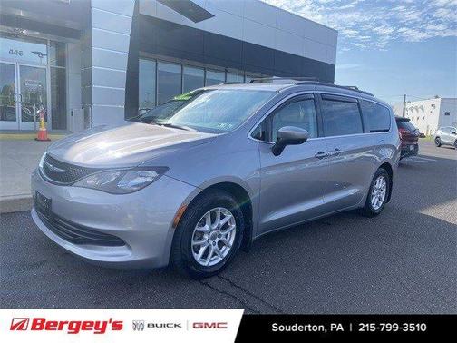 2017 Chrysler Pacifica Touring