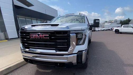 2025 GMC Sierra 2500 Pro
