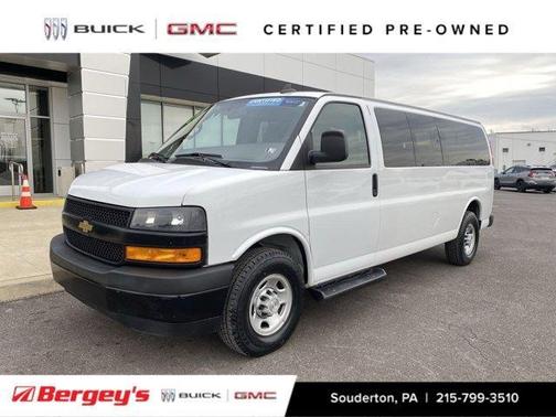 2022 Chevrolet Express 3500 LS