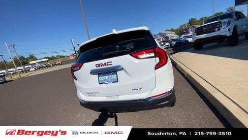 2022 GMC Terrain SLT