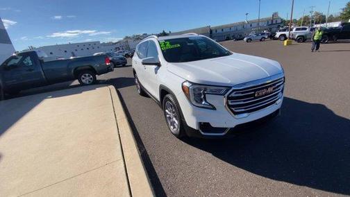 2022 GMC Terrain SLT