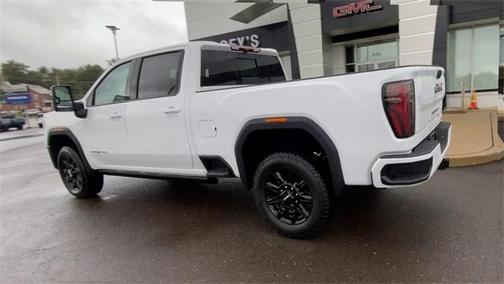 2025 GMC Sierra 2500 AT4