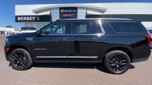 2022 GMC Yukon XL Denali