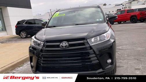 2018 Toyota Highlander SE