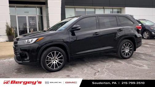 2018 Toyota Highlander SE