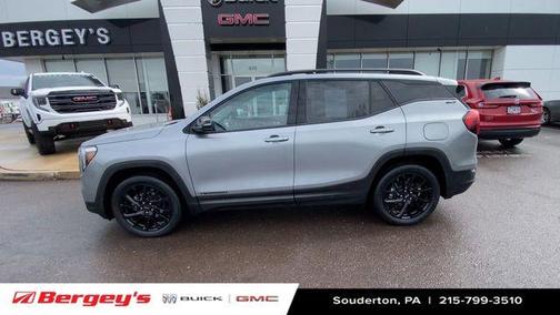 2023 GMC Terrain SLT