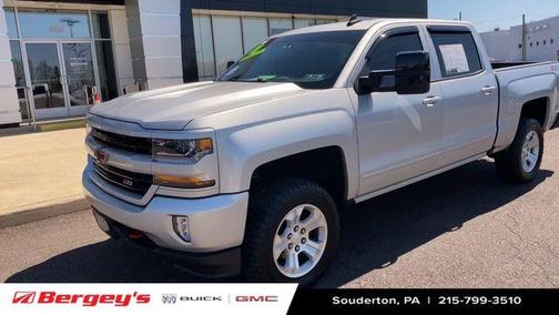 Silver Ice Metallic 2018 Chevrolet Silverado 1500 LT