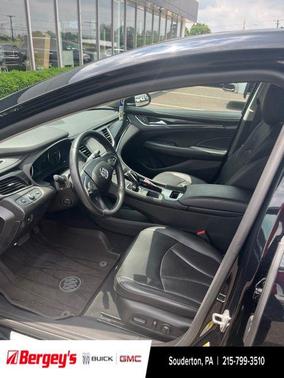 Black Onyx 2017 Buick LaCrosse Essence
