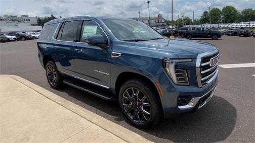2025 GMC Yukon Elevation