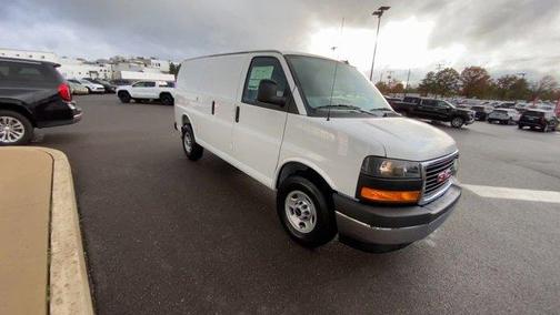 2025 GMC Savana 3500 Work Van