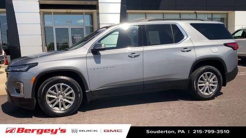 Sterling Gray Metallic 2023 Chevrolet Traverse LT Cloth
