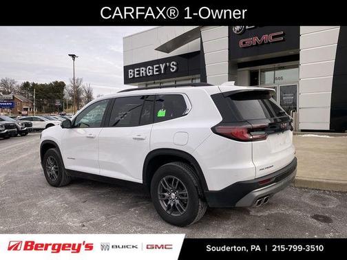 2025 GMC Acadia Elevation