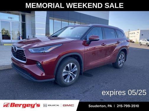 Pearl 2023 Toyota Highlander XLE