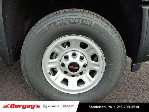 2025 GMC Sierra 3500 Pro