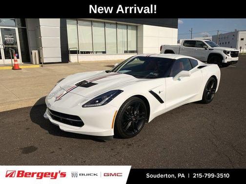 Arctic White 2019 Chevrolet Corvette Stingray