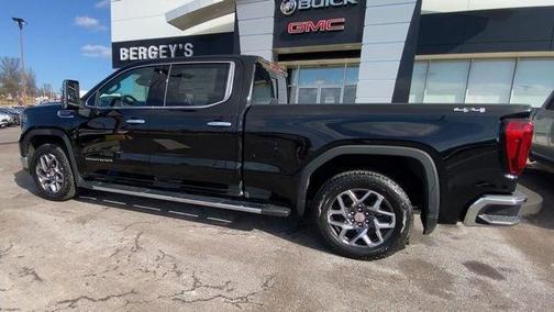 2025 GMC Sierra 1500 SLT