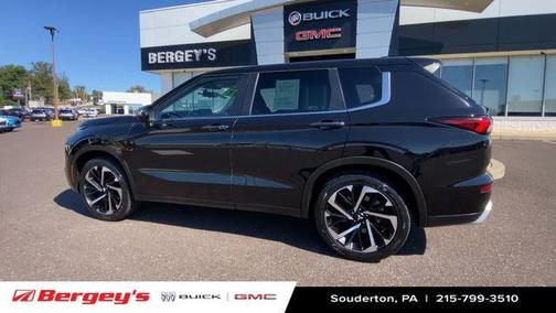 2022 Mitsubishi Outlander SE