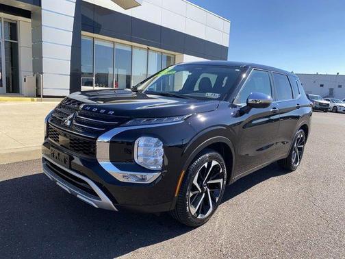 2022 Mitsubishi Outlander SE