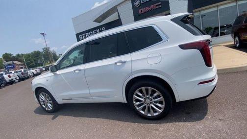 2022 Cadillac XT6 Premium Luxury AWD