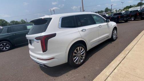 2022 Cadillac XT6 Premium Luxury AWD
