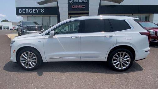 2022 Cadillac XT6 Premium Luxury AWD