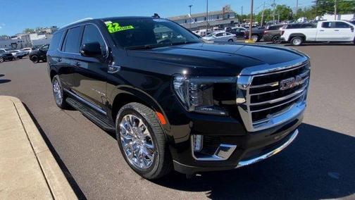 2022 GMC Yukon SLT