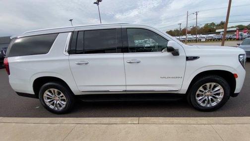 2021 GMC Yukon XL SLT