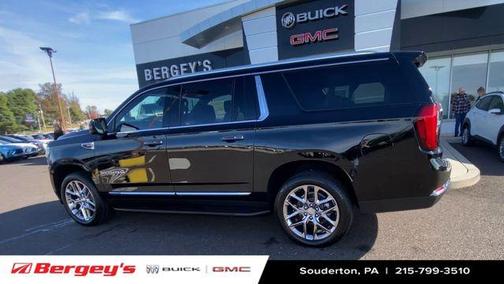 2026 GMC Yukon XL Elevation