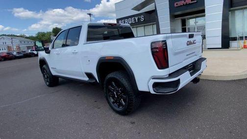 2025 GMC Sierra 2500 AT4