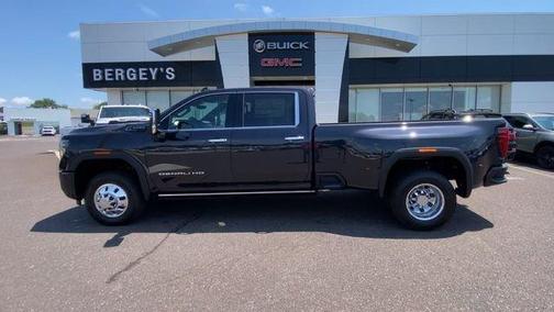 2025 GMC Sierra 3500 Denali Ultimate
